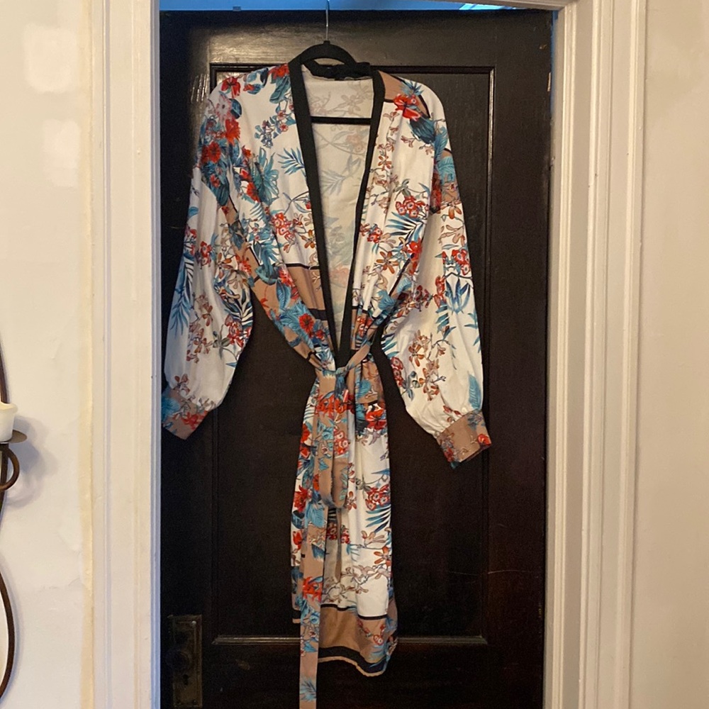 Floral and bird midi robe